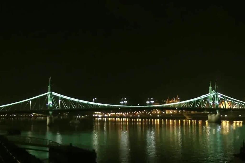 Riverside City Center, 5Th District Budapest Exterior foto