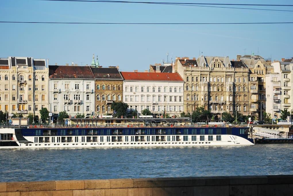 Riverside City Center, 5Th District Budapest Exterior foto